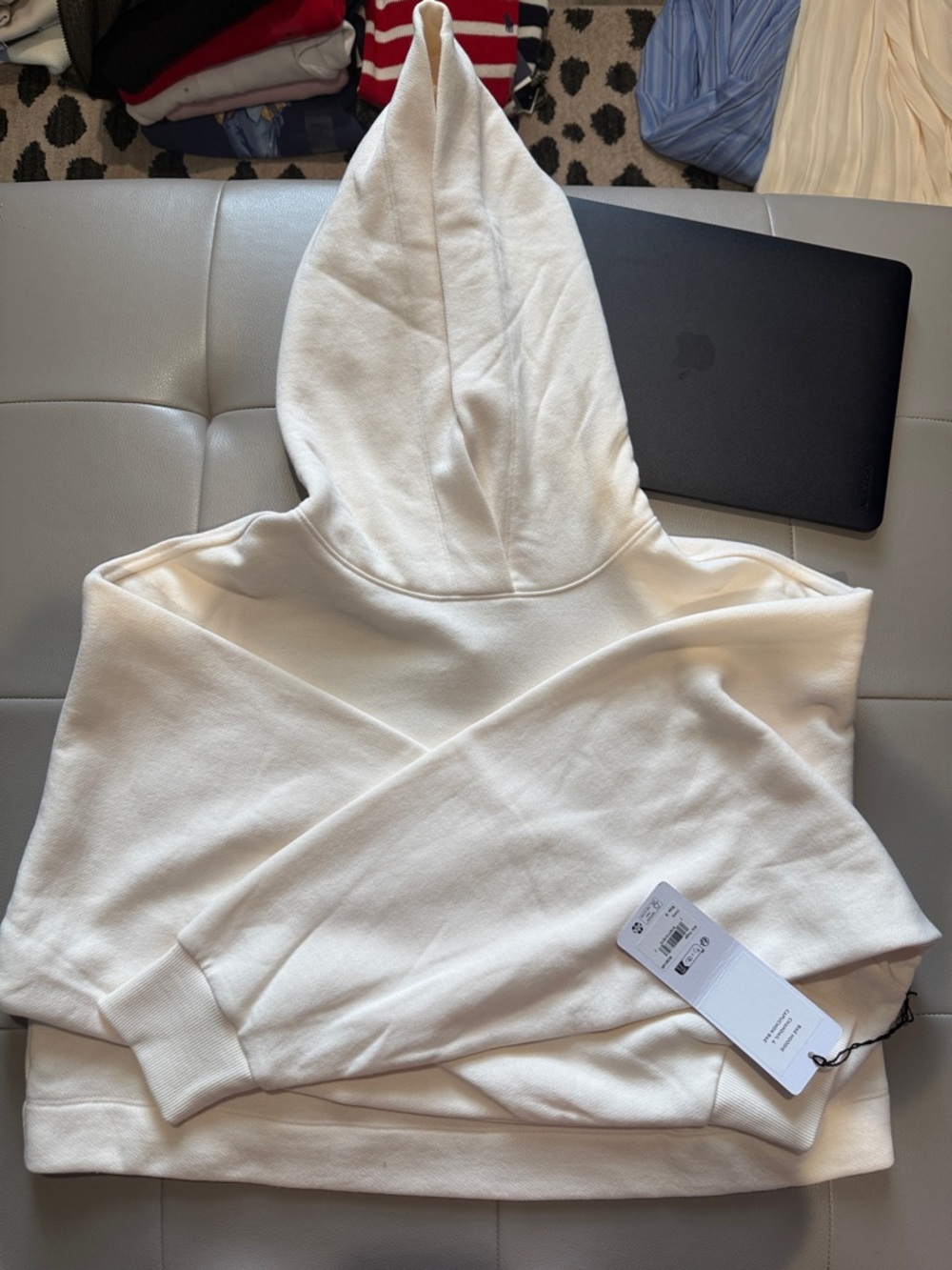 ALO Yoga Cream Pullover Hoodie